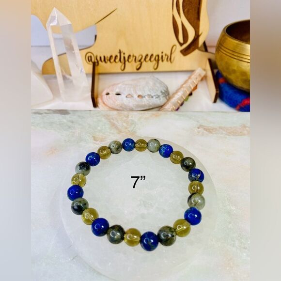 Handmade Labradorite Lapis Lazuli & Smoky Quartz Gemstone Bracelet - Picture 4 of 10